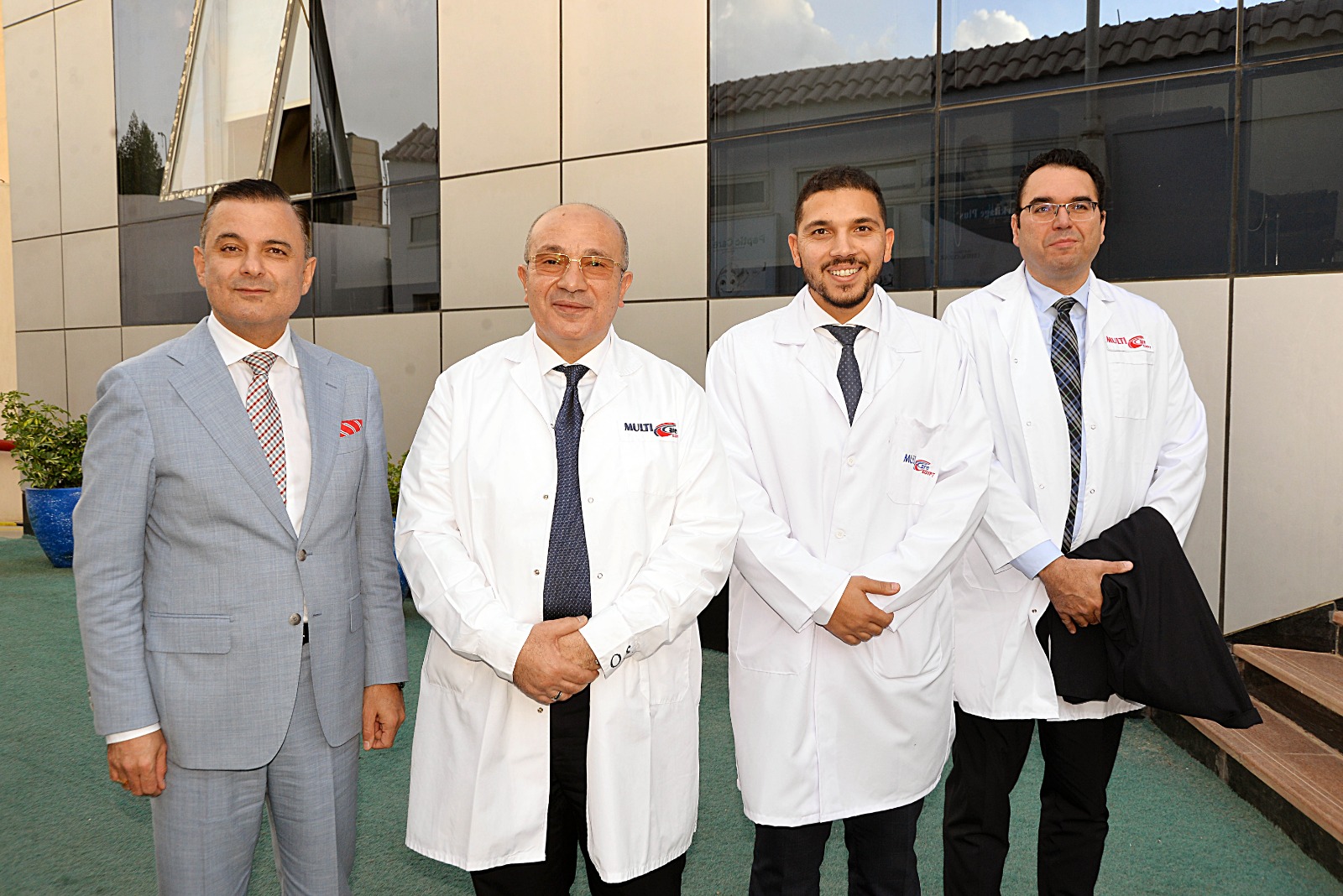 وزير صحة لاتفيا يزور مصنع «مالتي كير» لبحث فرص التعاون في التصنيع والتصديرالدوائي