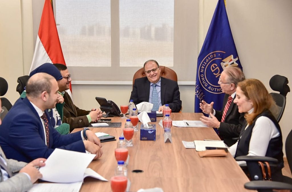 رئيس هيئة الدواء يبحث مع شركة «إيبيكو» تعزيز التعاون وتوطين الصناعات الدوائية المتطورة