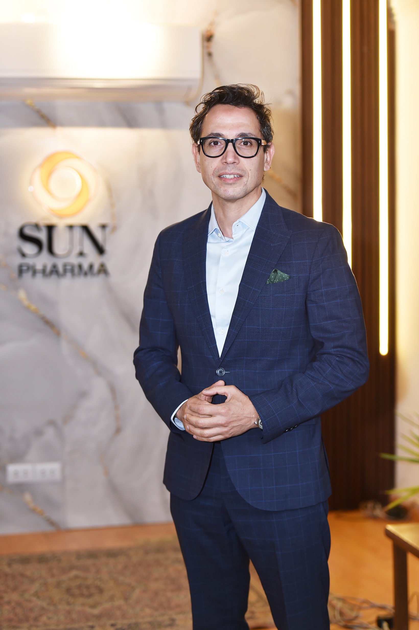 الدكتور على عمر المدير العام لشركة «صن فارما» فى مصر