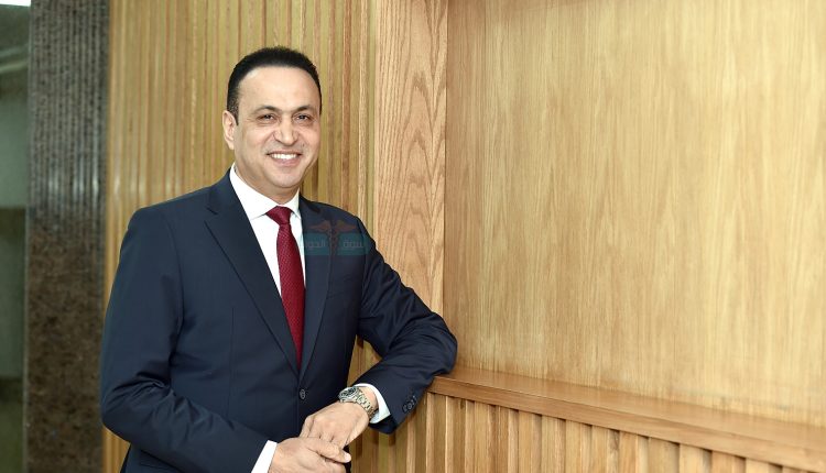 الدكتور السعيد كامل العضو المنتدب لشركة «يوتوبيا للصِّناعات الدوائية»