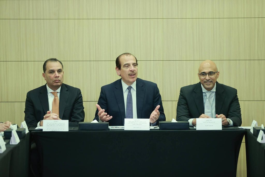 الصحة تعقد الاجتماع الأول للتحالف المصري لمصنعي اللقاحات لبحث توطين الصناعة وتحويل مصر لمركز إقليمي