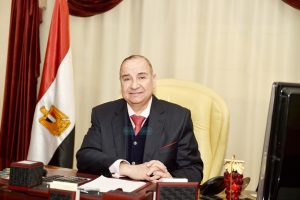 الدكتور محيى حافظ رئيس المجلس التصديرى للصناعات الدوائية والطبية