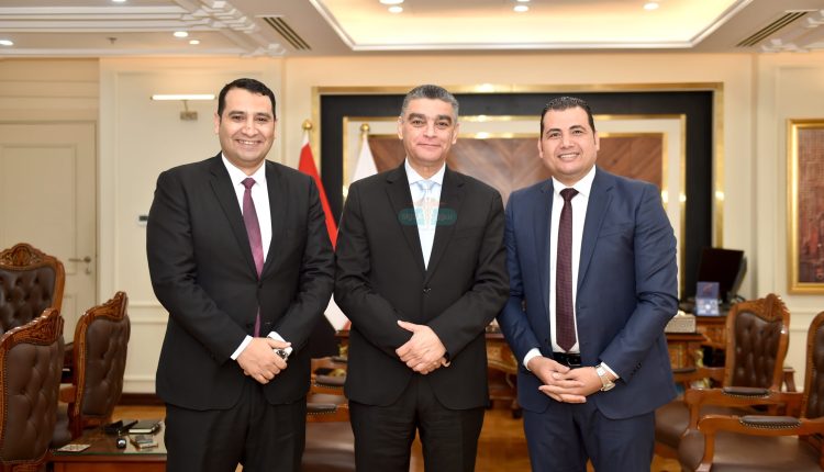 الدكتور هشام ستيت رئيس الهيئة المصرية للشراء الموحَّد والإمداد والتموين الطبى وإدارة التكنولوجيا الطبية