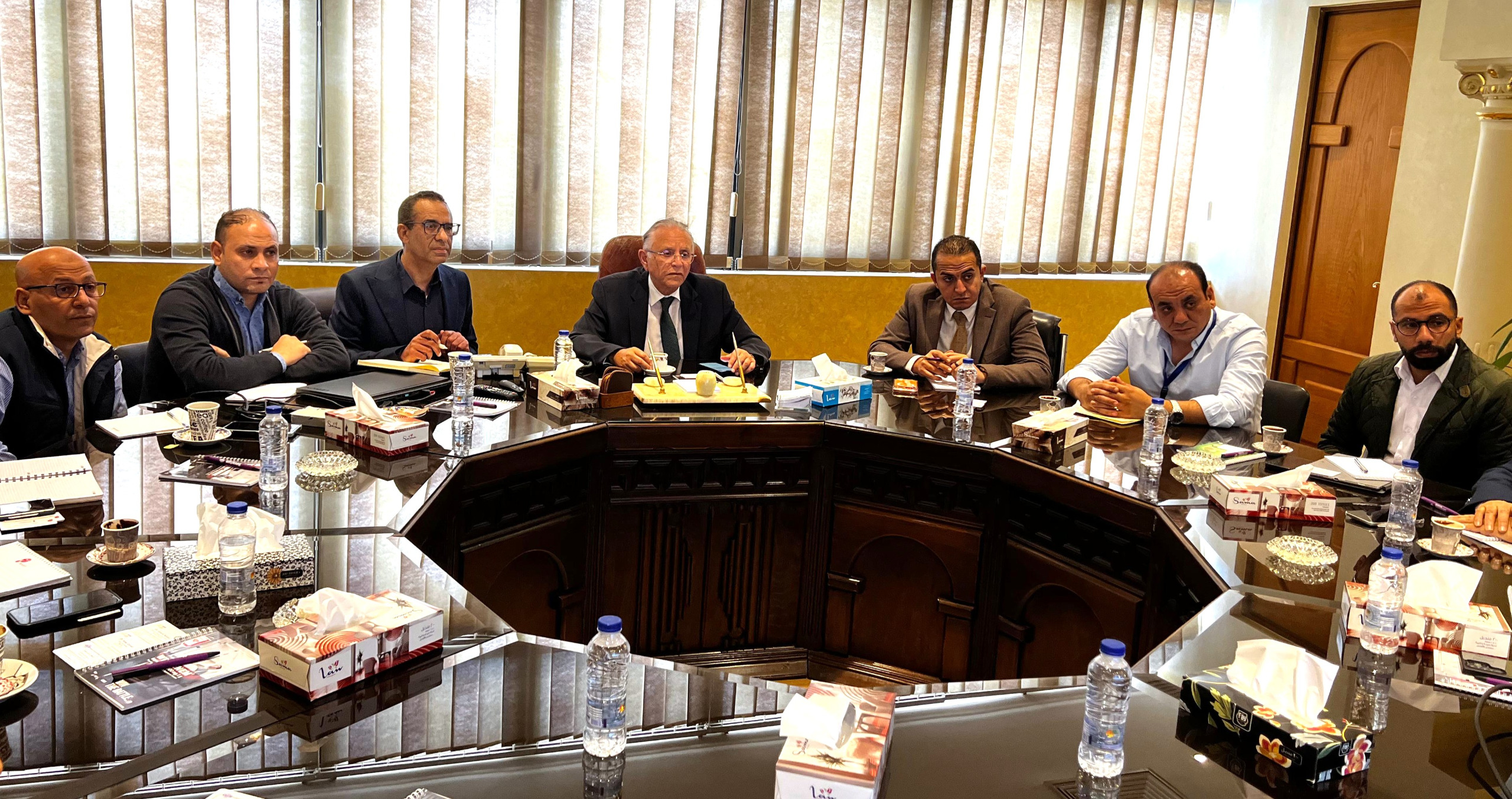 «آراب ايه بي آي» و«بتروجيت».. شراكة استراتيجية لتوطين صناعة الخامات الدوائية