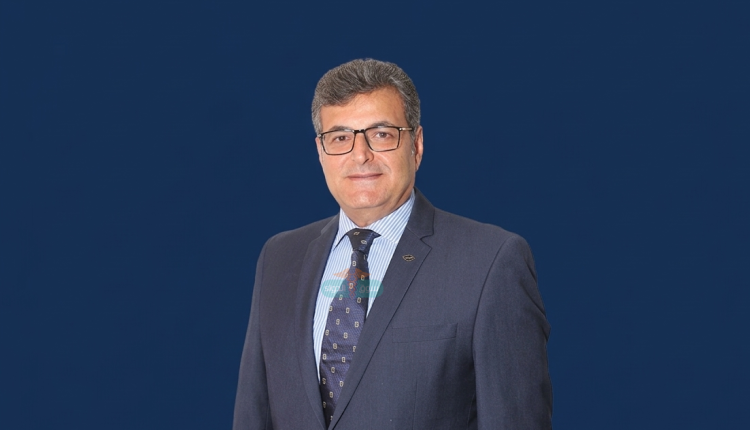 د. محمد حشمت رئيس شركة أرسيرا مصر المالكة لشركتى آمون وأسينو للأدوية