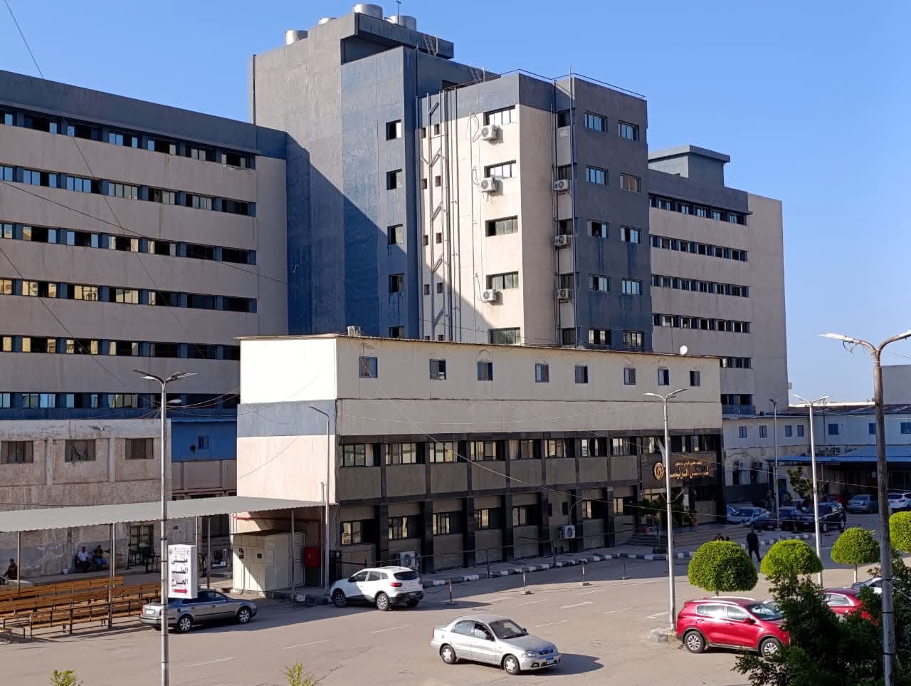 مستشفى دمنهور التعليمي يعالج مرضى حالات القسطرة الكلوية المستعصية من مختلف المحافظات