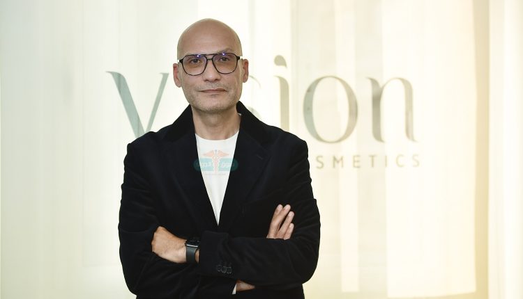 الدكتور أحمد أبو الحمايل العضو المنتدب لشركة «إنفينيتى كلينيك فارما»