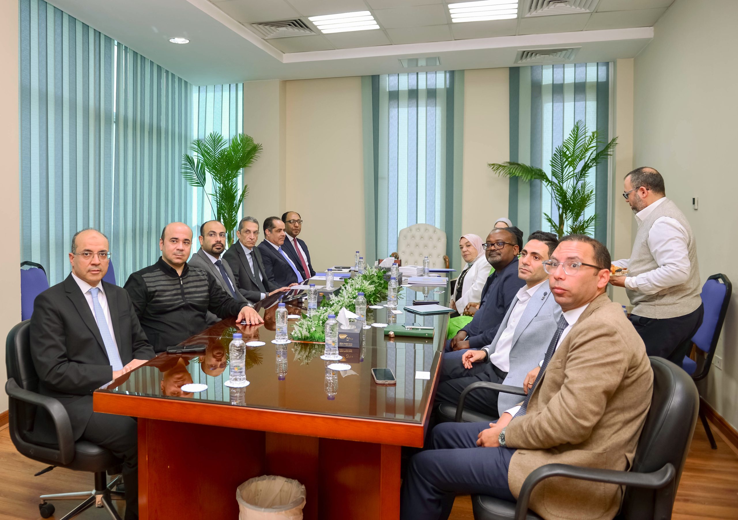 أكديما تبحث مع المركز الإفريقي لمكافحة الأمراض تعزيز دور مصر كمركز إقليمي لتوزيع الأدوية بالقارة