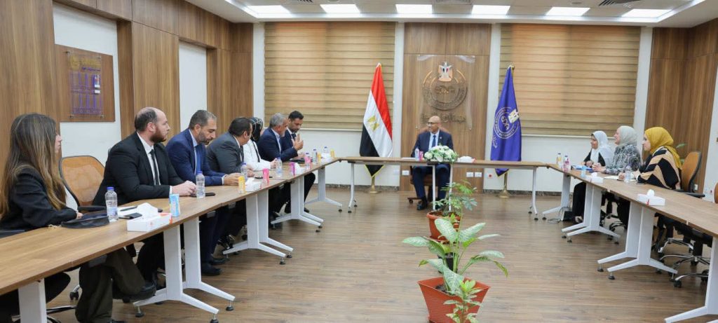 هيئة الدواء تبحث مع وفد جونسون آند جونسون تعزيز التعاون ودعم التصنيع المحلي