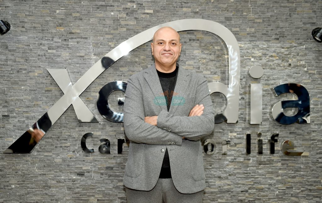 الرئيس التنفيذى لشركة «إكسيديا فارما»: نخطط للانضمام إلى قائمة أعلى ثلاثين شركة أدوية مبيعاً فى السنوات المقبلة.. ونستهدف تحقيق 1.5 مليار جنيه خلال 2026 الدكتور عمرو دسوقى رئيس مجلس الإدارة والرئيس التنفيذى لشركة «إكسيديا فارما»