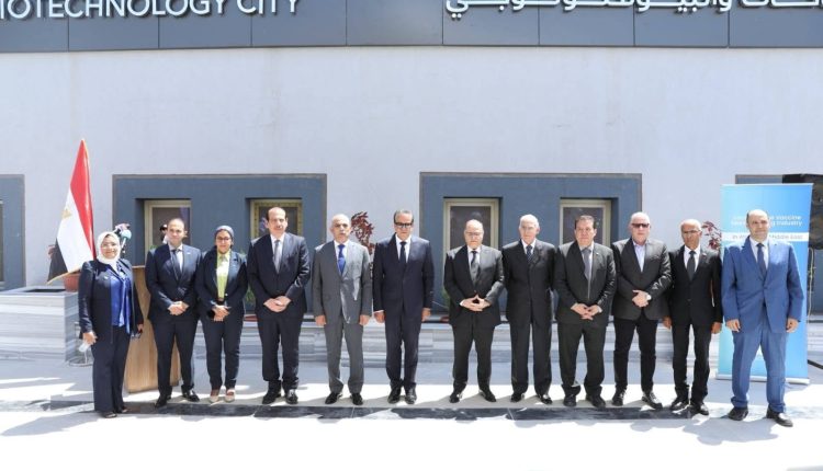 باستثمارات تصل إلى 12 مليار جنيه بحلول 2030.. وزير الصحة يتفقد «مدينة اللقاحات والبيوتكنولوجي» ويؤكد أهميتها الاستراتيجية