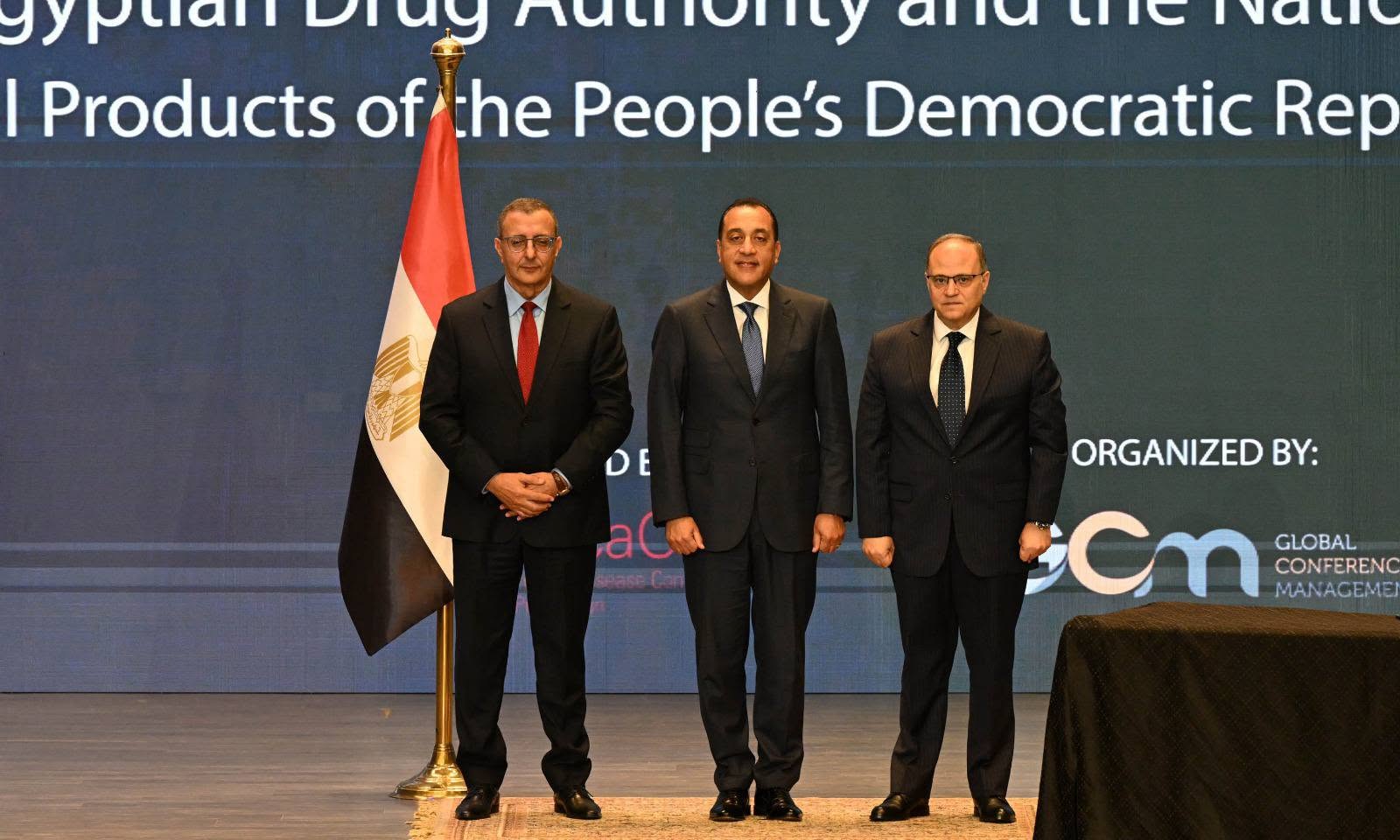 رئيس الوزراء يشهد توقيع 3 مذكرات تفاهم لتعزيز التعاون الإقليمي والدولي في قطاعي الدواء والصحة