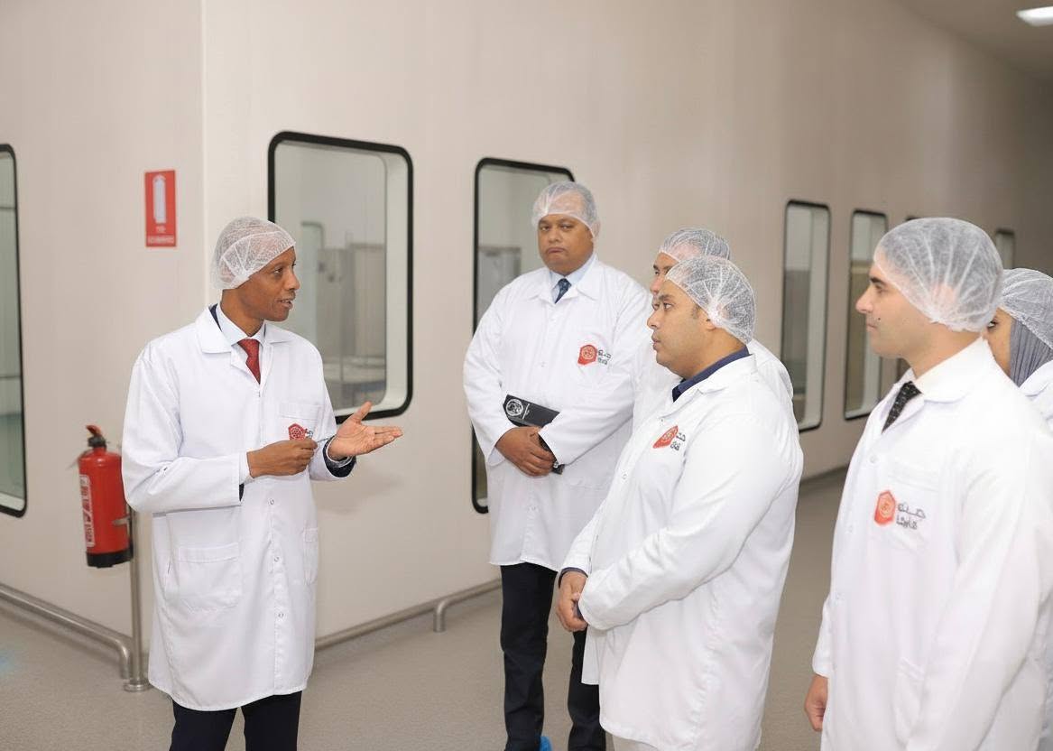 «جبتو فارما» تستقبل رئيس هيئة الدواء الرواندية لبحث توسيع التعاون الدوائي والتصنيع المشترك