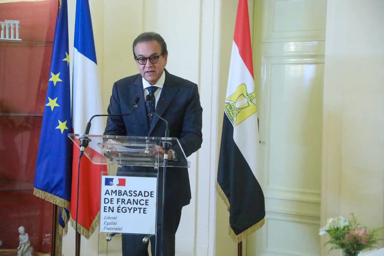 وزير الصحة يشهد توقيع بروتوكول تعاون مع فرنسا لعلاج أطفال غزة المصابين بالسرطان