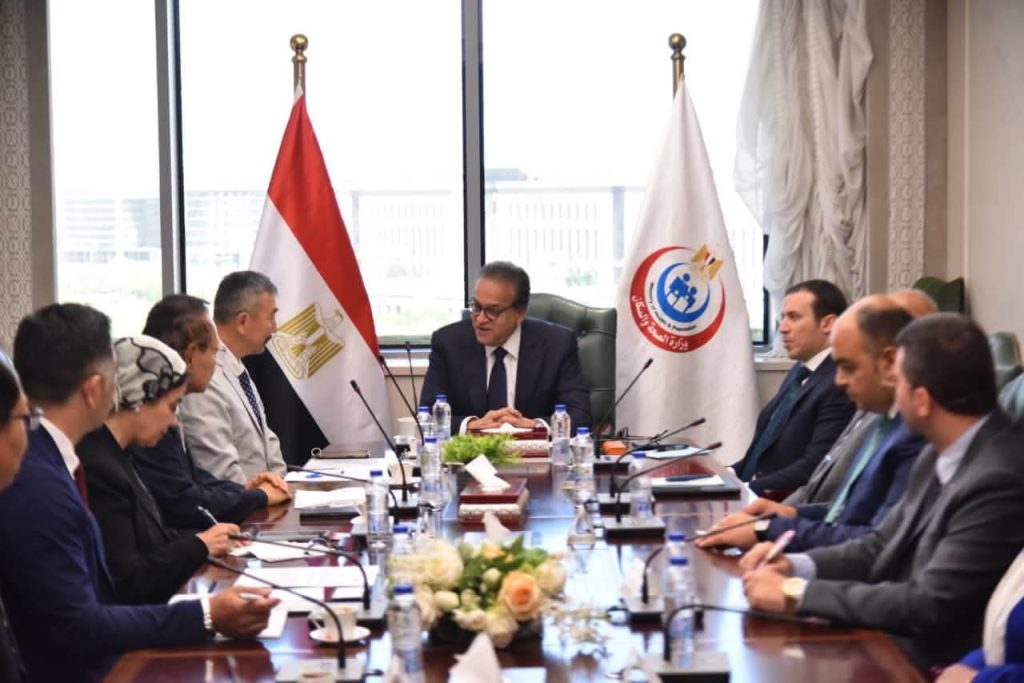 وزير الصحة يستقبل وفد جامعة “كوكوشيكان” اليابانية لبحث تعزيز الشراكة في طب الطوارئ والإسعاف ……