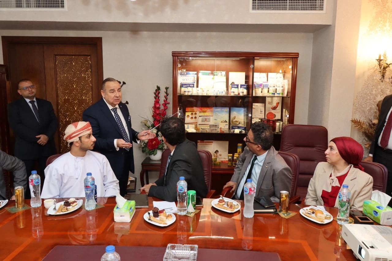 «بايونير فارما» تستقبل وفد عُماني برئاسة قيس اليوسف لبحث فرص الاستثمار في صناعة الدواء