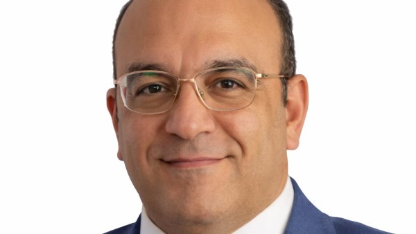 قرار جمهورى بتعيين الدكتور تامر عاطف مدكور رئيسا للهيئة العامة للتأمين الصحى