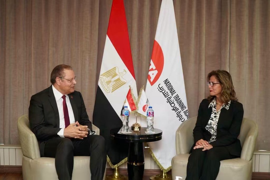 الاعتماد والرقابة الصحية« و«الأكاديمية الوطنية للتدريب» تبحثان سبل التعاون لتأهيل وتطوير كوادر وقيادات GAHAR