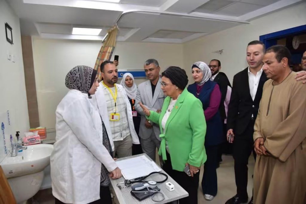 الصحة تجري جولة ميدانية بالمنيا لمتابعة تطوير خدمات صحة الأم والطفل وتنفيذ حملة «هنتغير علشان ولادنا»