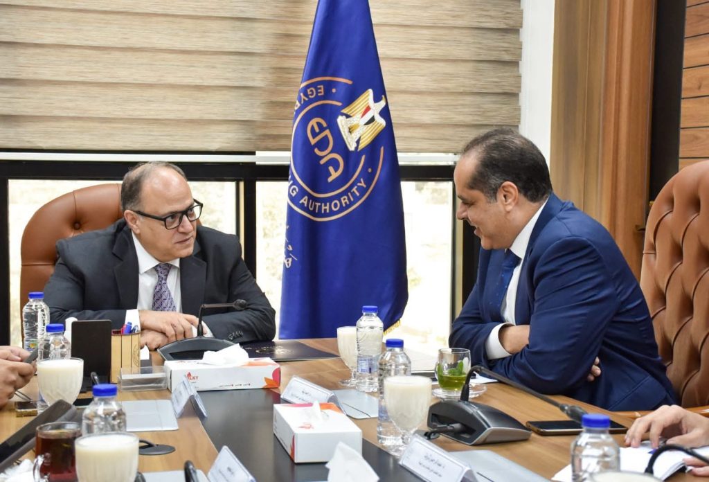 رئيس هيئة الدواء يبحث مع شركة المهن الطبية للأدوية سبل دعم التصنيع المحلي وتعزيز توافر المستحضرات الدوائية