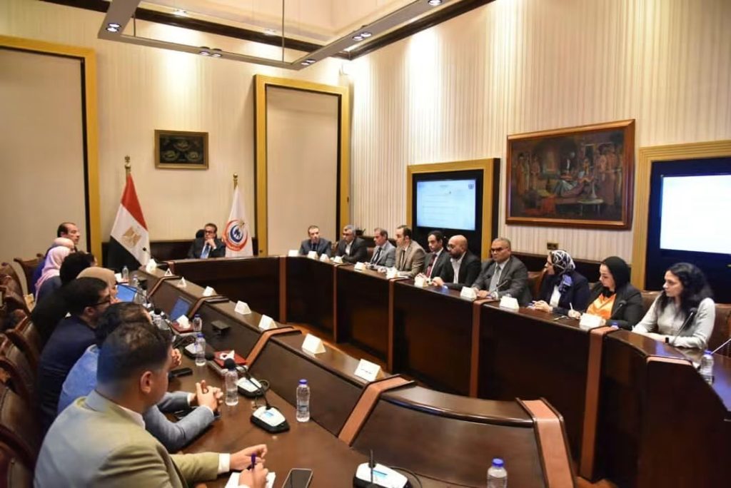 وزير الصحة يبحث مع منظمة الصحة العالمية مستجدات الأنشطة الإنسانية والصحية في غزة والسودان