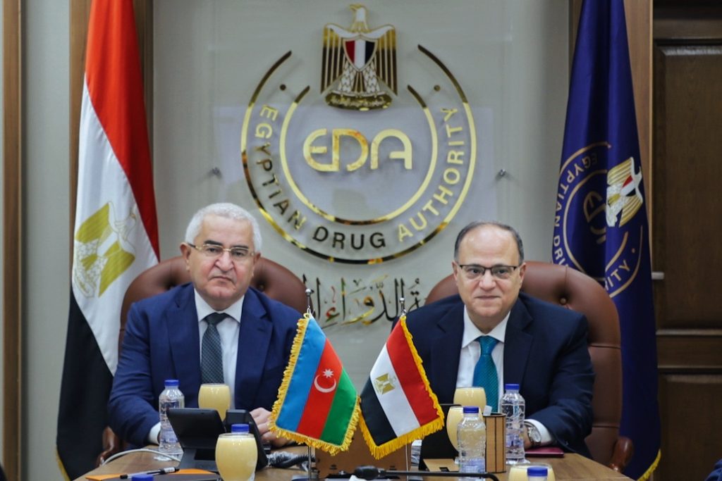 رئيس هيئة الدواء يبحث مع سفير أذربيجان بالقاهرة تعزيز التعاون الدوائي والتنظيمي وفتح افاق جديدة للدواء المصري