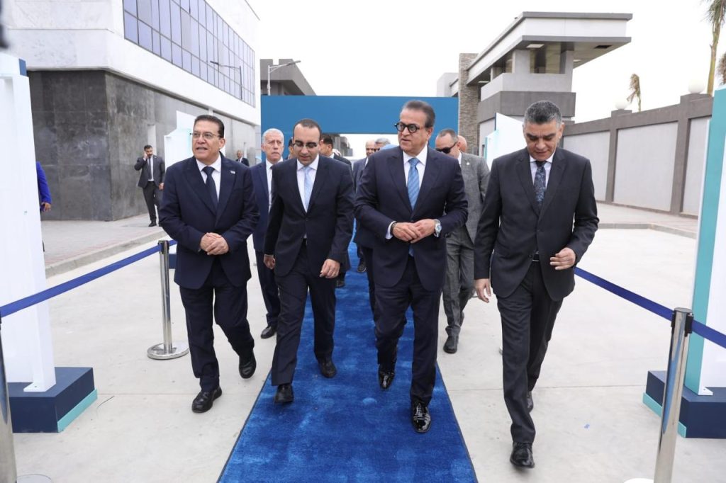 وزير الصحة يدشن الخطوات التنفيذية لنقل تكنولوجيا تصنيع أول لقاح للمكورات الرئوية «PCV13» محلياً